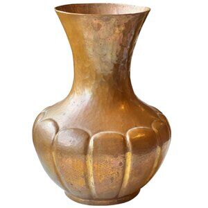 Hand Hammered Copper Vase  10" Tall Seamless Collectible Arts & Crafts Era